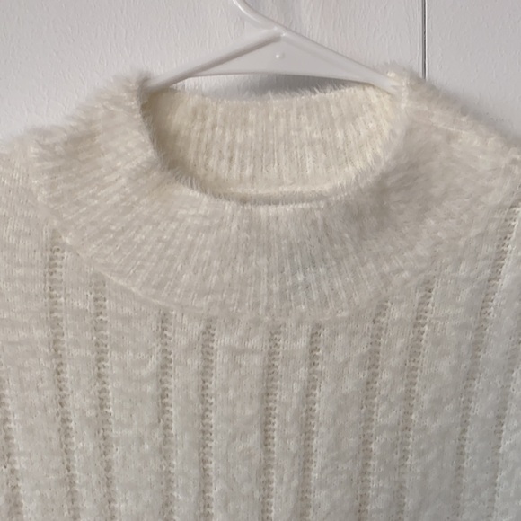 REDUCED! Forever 21 off-white sweater - Picture 3 of 6